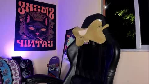 Snapshot of halan_jr chatting on November 10, 3:16 am halan online show from November 10, 3:16 am