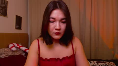 Mary online show from December 18, 2:23 pm