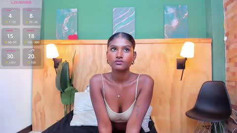 Halley Lorens online show from January 31, 7:11 pm