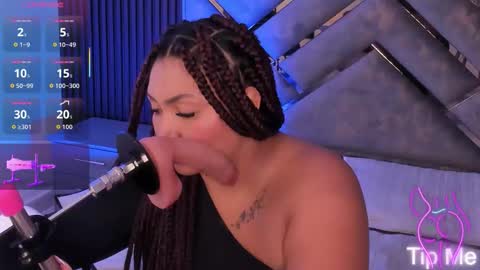 Halleyrosse online show from November 25, 4:45 am