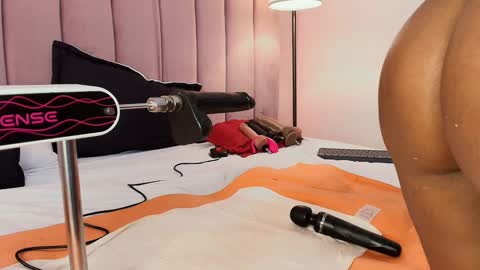  Hally Bans  online show from February 12, 1:52 am