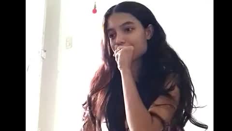 Snapshot of hambercrrist chatting on February 8, 4:04 pm hambercrist online show from February 8, 4:04 pm