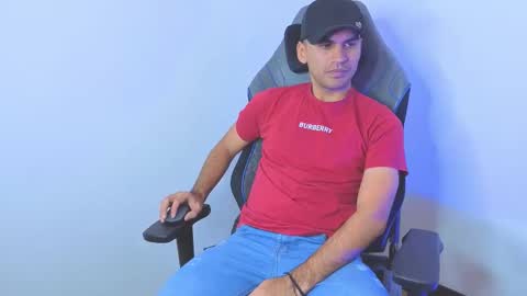 hamiltong12 online show from February 17, 10:38 pm