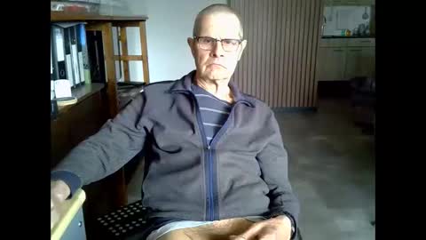 Prefer men 80 online show from March 30, 9:54 am