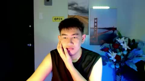 Snapshot of han_davis chatting on October 6, 3:59 am Dem online show from October 6, 3:59 am