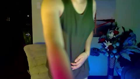 Snapshot of han_davis chatting on October 20, 9:37 pm Dem online show from October 20, 9:37 pm