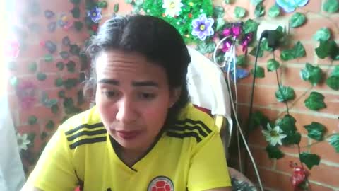 Snapshot of han_deus chatting on December 21, 4:25 pm HANMy Dears make sure to follow me here create a FREE account if you dont have one and chat thank you. online show from December 21, 4:25 pm