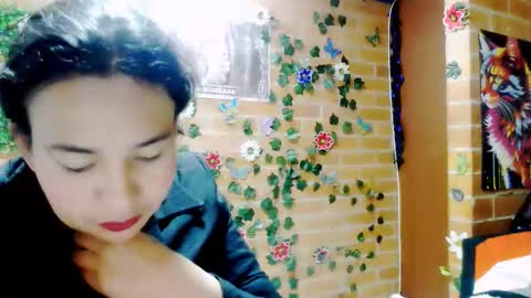 Snapshot of han_deus chatting on September 23, 11:41 pm HANMy Dears make sure to follow me here create a FREE account if you dont have one and chat thank you. online show from September 23, 11:41 pm