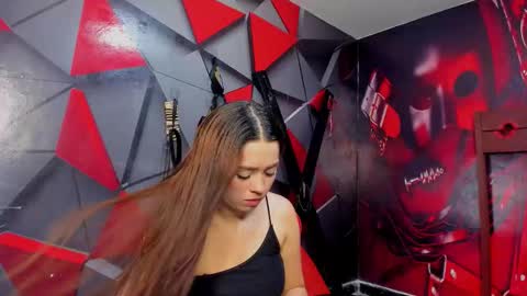 Hana and Zeta online show from October 27, 12:20 pm