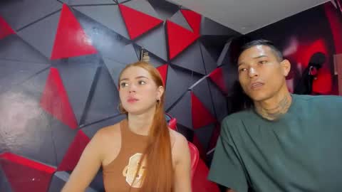 Hana and Zeta online show from November 18, 12:09 pm