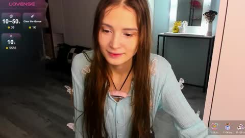 Hana online show from December 18, 2:23 pm