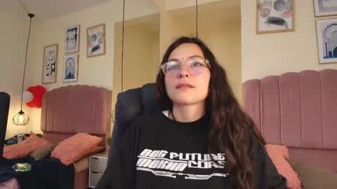 hanabie_ online show from February 25, 3:16 am