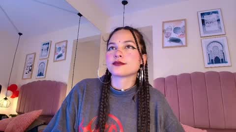 hanabie_ online show from April 7, 3:07 am