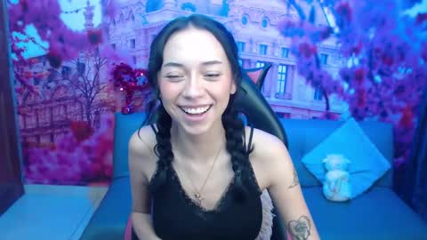 Hanaku  online show from December 4, 5:22 pm