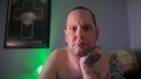 Snapshot of hand_banana_420 chatting on November 2, 2:47 am hand_banana_420 online show from November 2, 2:47 am