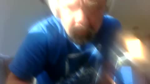 handncocknocum online show from September 9, 7:52 am