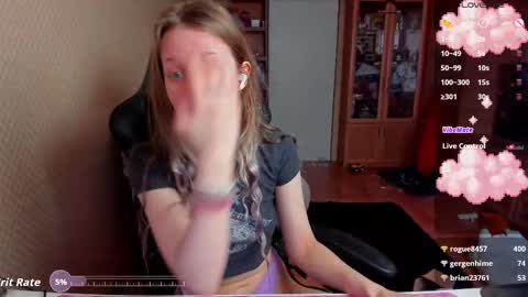 Snapshot of handsome_whale chatting on February 3, 9:14 am Mila online show from February 3, 9:14 am