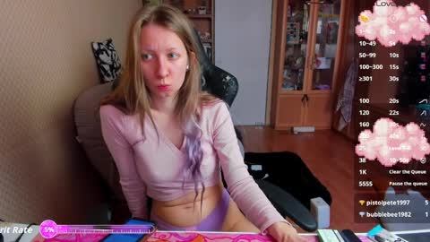 Mila online show from April 2, 8:56 am