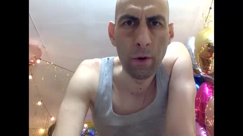 HandsomeAlfie online show from March 7, 2:08 am