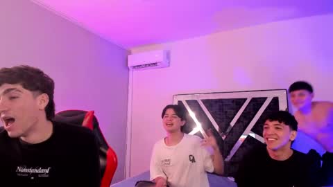 leonardfarrucknick and otis online show from April 15, 2:51 am