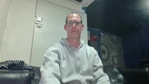 Snapshot of handsomeguy4ever chatting on March 15, 8:37 pm handsomeguy4ever online show from March 15, 8:37 pm