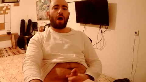 Snapshot of handyboy991 chatting on October 2, 12:23 pm handyboy991 online show from October 2, 12:23 pm