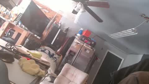 Handystudman online show from December 11, 9:34 pm