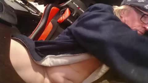 Handystudman online show from January 5, 11:59 am