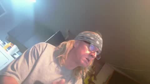 Handystudman online show from January 31, 6:25 pm