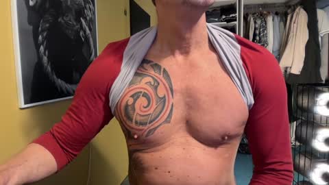 hanky online show from January 4, 12:49 pm