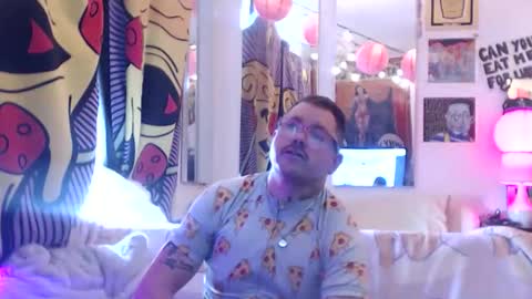 hank rams online show from April 15, 2:35 pm