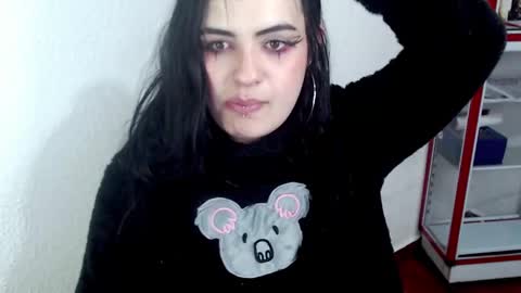 Snapshot of hanna99moon chatting on February 14, 12:36 pm JUANA online show from February 14, 12:36 pm