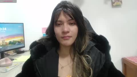 Hanna  online show from May 19, 3:24 am