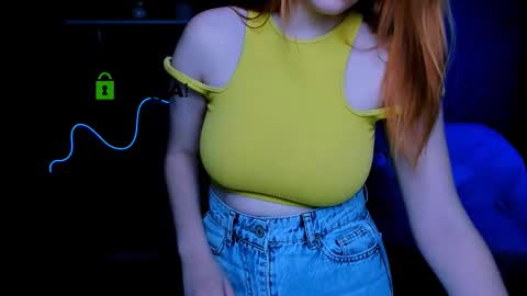 Snapshot of hanna__moon1 chatting on March 4, 8:27 pm Hanna online show from March 4, 8:27 pm