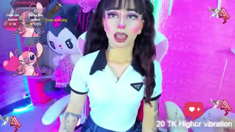  hanna  online show from November 9, 12:09 am