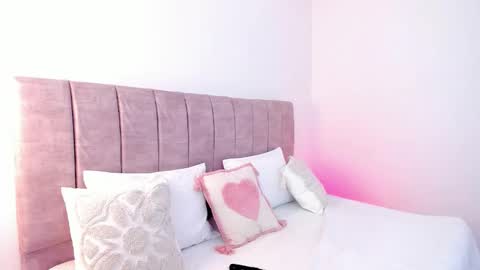 hanna_bunny15 online show from November 20, 10:09 pm