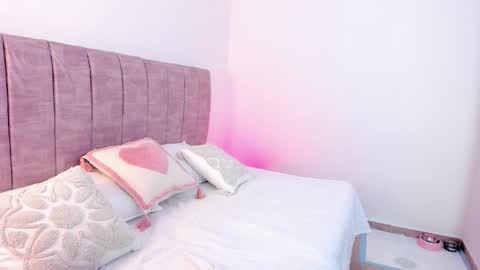 hanna_bunny15 online show from November 21, 10:30 pm