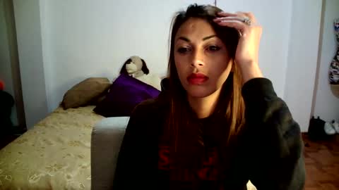 Hanna charming online show from December 3, 12:24 am