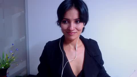 Sara online show from February 26, 8:54 pm