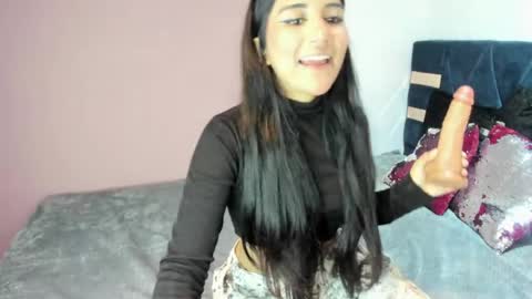 Snapshot of hanna_clark__ chatting on June 6, 11:37 am Hanna clark online show from June 6, 11:37 am