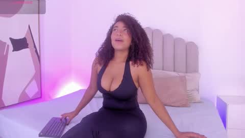 Snapshot of hanna_cupper chatting on March 19, 2:32 pm Hanna online show from March 19, 2:32 pm