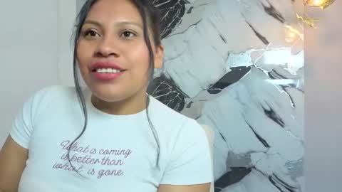 Snapshot of hanna_goldenst chatting on January 7, 8:22 pm hanna_goldenst online show from January 7, 8:22 pm