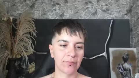 Snapshot of hanna_hott11 chatting on July 8, 2:27 am Hanna online show from July 8, 2:27 am
