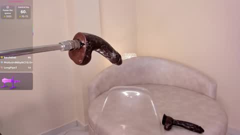     online show from March 8, 2:21 pm