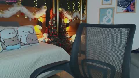 Hanna online show from December 21, 7:21 pm