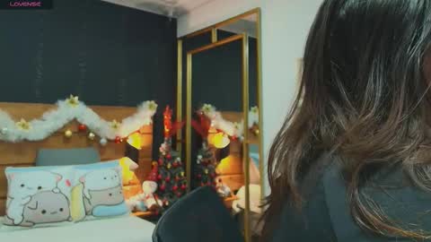 Hanna online show from December 22, 7:33 pm