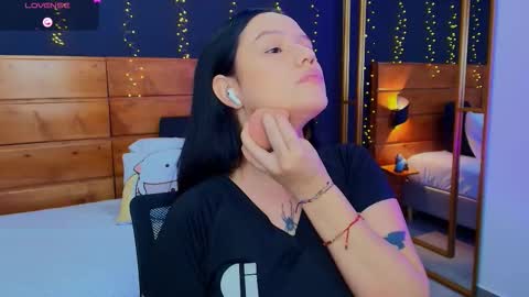 Hanna online show from February 23, 7:55 pm