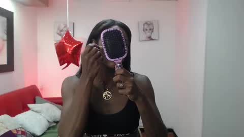 hanna_lamber online show from February 27, 11:21 am