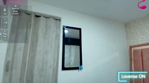  H A N N A  online show from April 18, 12:47 am