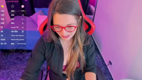 hanna_ma online show from March 21, 6:00 pm